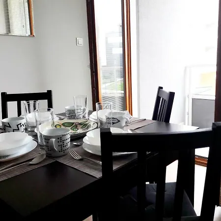 Modern & Quiet In Royal Wilanow With Netflix 华沙