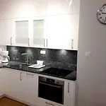 Апартаменты Modern & Quiet In Royal Wilanow With Ac And Garage Варшава